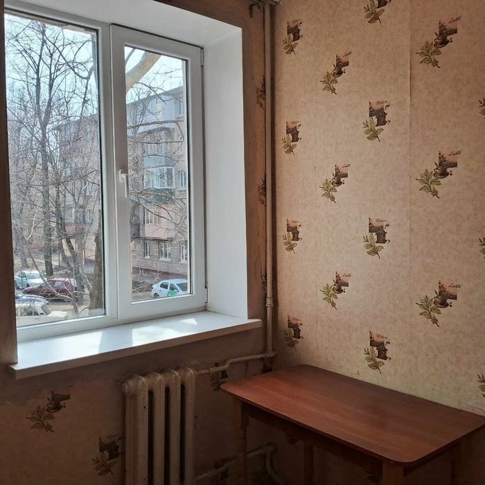 Продам 2-х комнатную квартиру по Победе