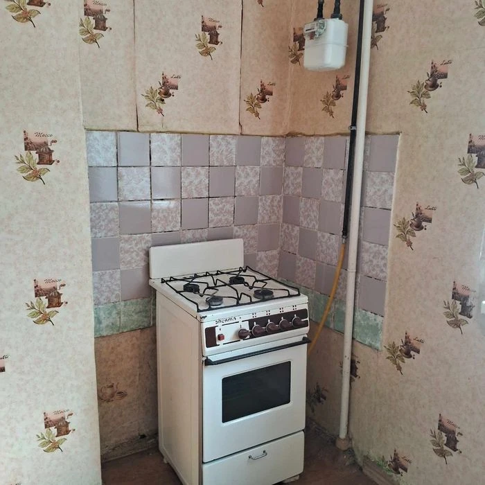 Продам 2-х комнатную квартиру по Победе