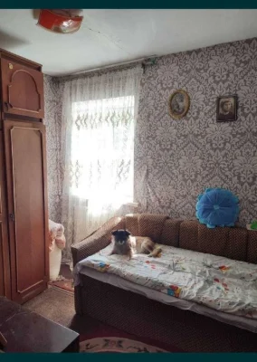 Будинок з усіма зручностями. Велика дялянка, будинок утеплен