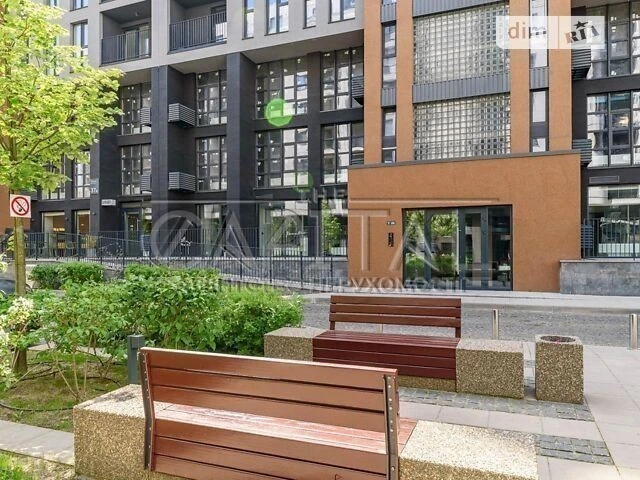 For sale 1-room apartment 43 sq. m. on Kyrylivska Street 37 • ID 3466