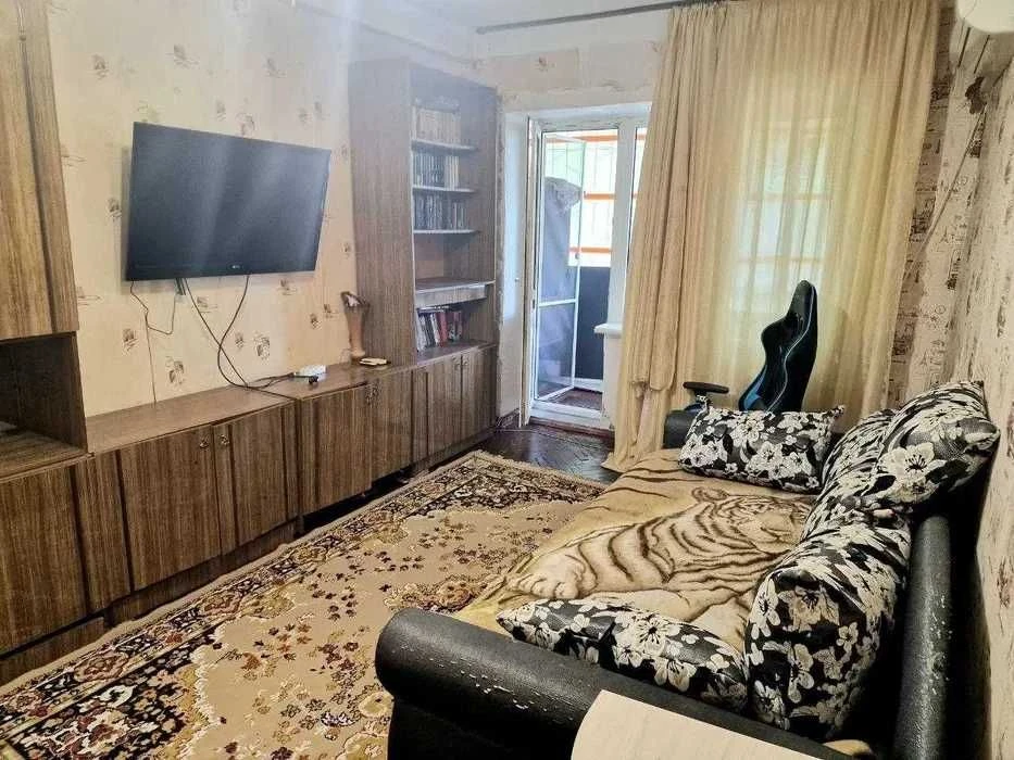(4) 2 ком кв. по ул. Филатова/ул. Космонавтов