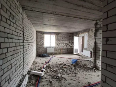 Apartment. Kharkiv, Lev Landau Ave. (50th Anniversary of the USSR), 2-B/
