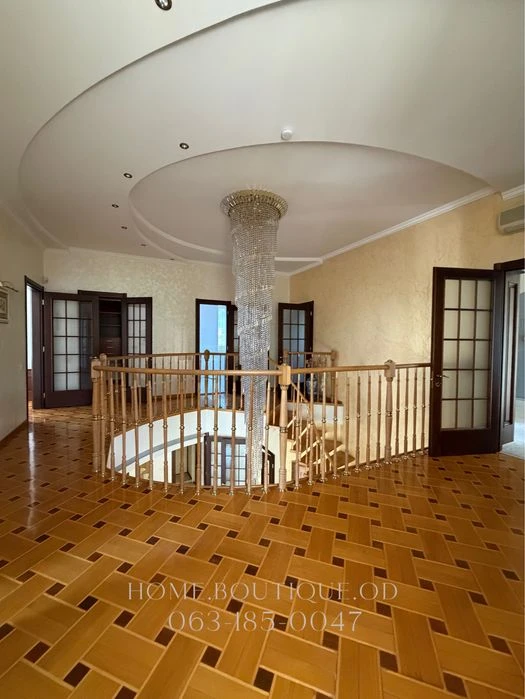 House 340 m2 on 12 acres, there is a video review, Dacha Kovalevsky,