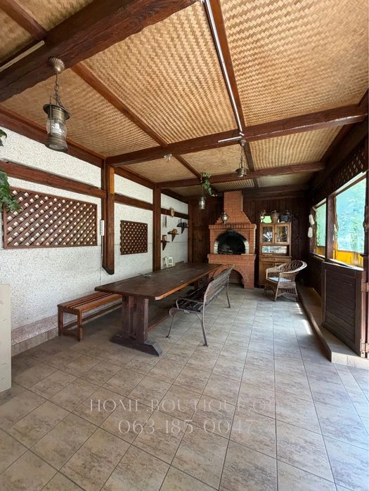 House 340 m2 on 12 acres, there is a video review, Dacha Kovalevsky,