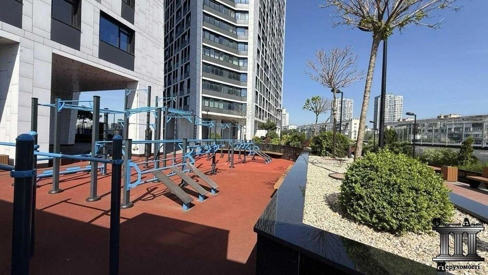 1-room 53 sq. m, Manhattan residential complex, 13th floor, ave.