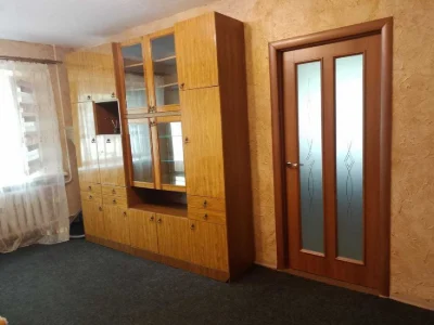 2-room apartment on Portova Street from the owner. Certificate available