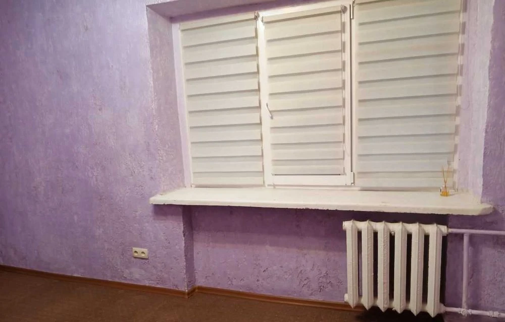 2-room apartment on Portova Street from the owner. Certificate available