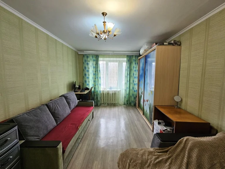 Продам 1 кім. квартиру район пр. О. Поля. Згодні по сертифік