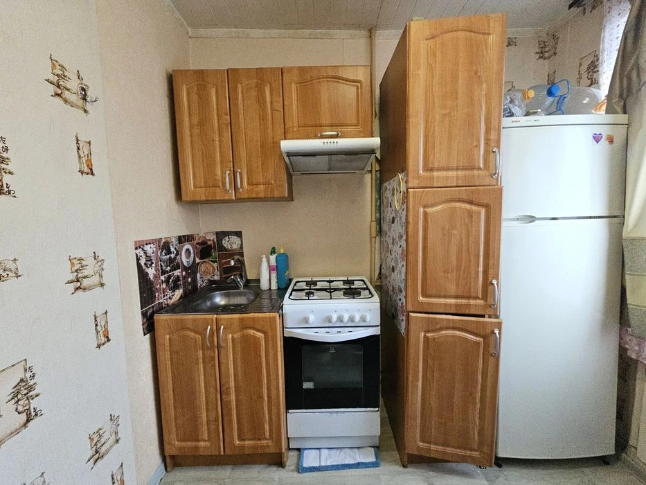 Продам 1 кім. квартиру район пр. О. Поля. Згодні по сертифік