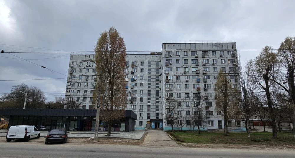Продам 1 кім. квартиру район пр. О. Поля. Згодні по сертифік