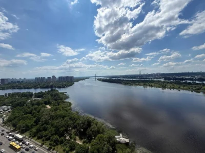 Great Dniprovska naberezhna 15-Zh residential complex for sale of apartments with views