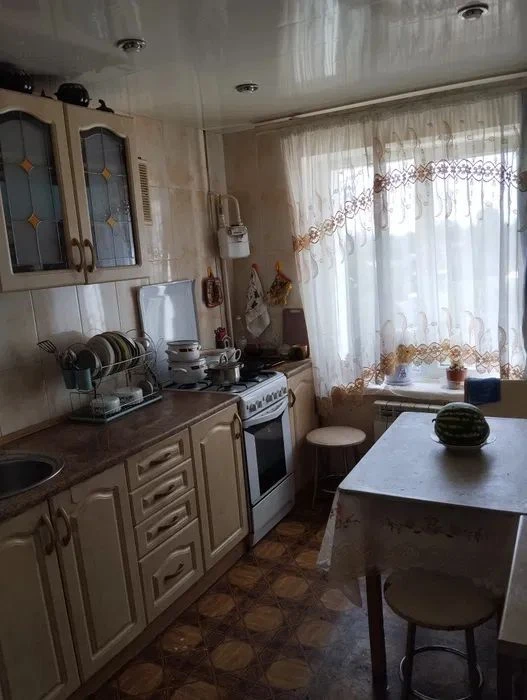 Продам отличную 3-комнатную квартиру по ул. Кияшко