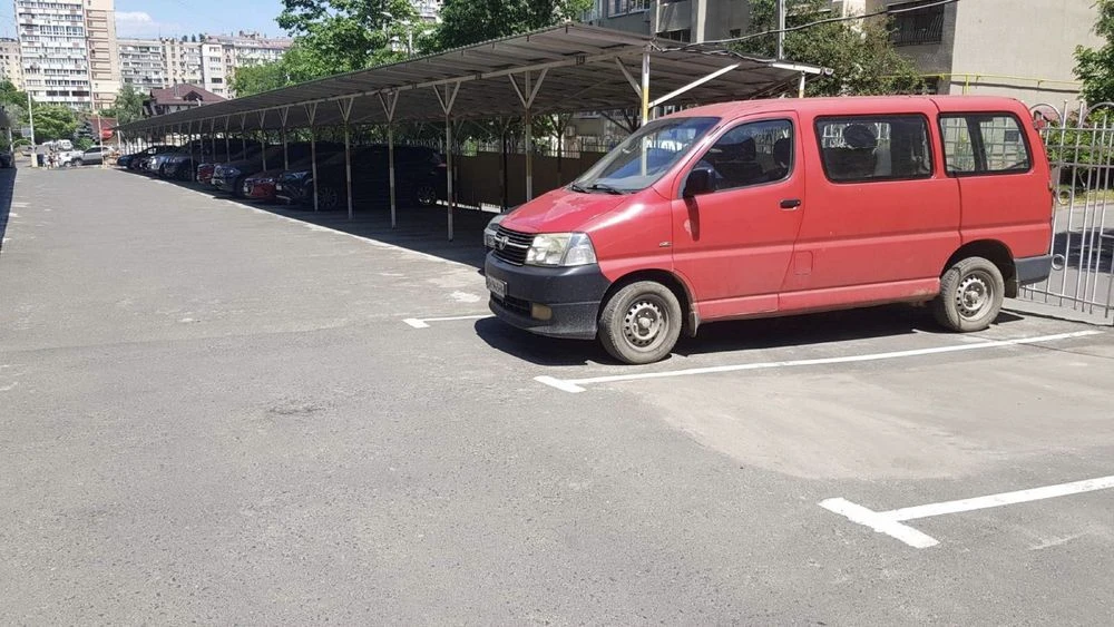 Place in the parking lot. DO NOT DROWN.