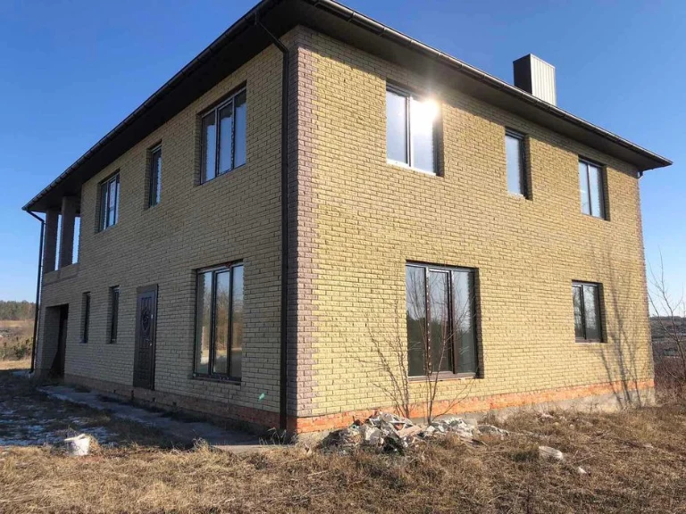 Продам большой дом в Шкуринцах 8387