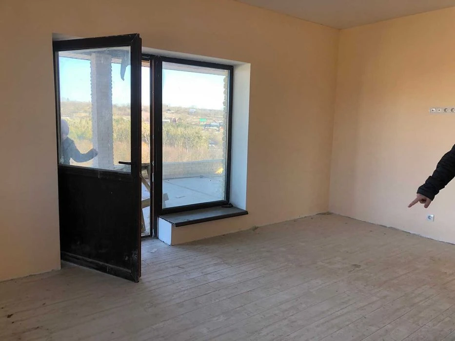 Продам великий будинок в Шкуринцях 8387