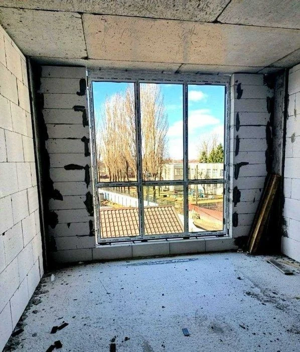 I will provide 1 room for rent in Solomyansky district with documents