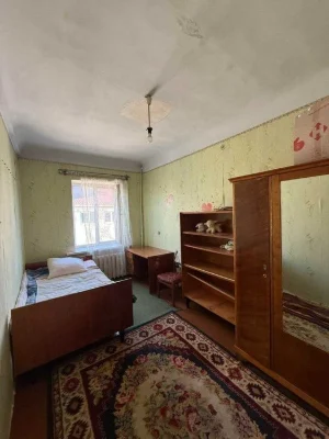 2к квартира 61м2 цегла роздільні кімнати вул.Європейська