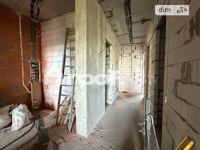 Sale of 2-room apartment 151.9 sq. m. on Lukyanivskyi Avenue 2A • I