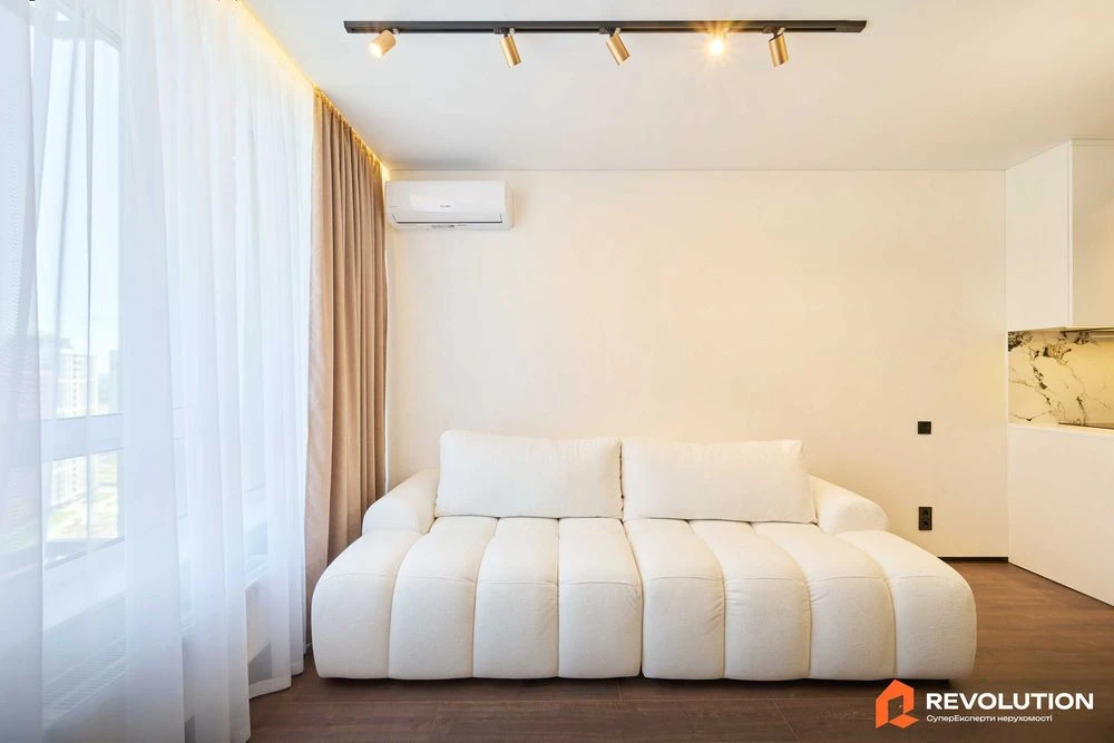 Без комісії. Продаж 1к квартири 47.1м2, ЖК Варшавський Плюс