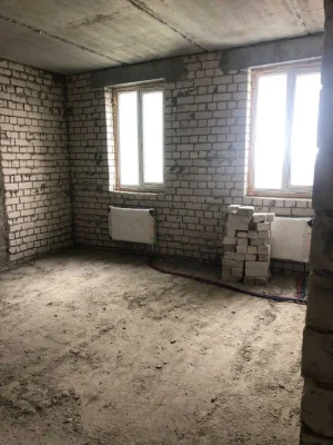 27000 LCD Mira 3 I will sell a 1-room apartment, which can be converted into 2