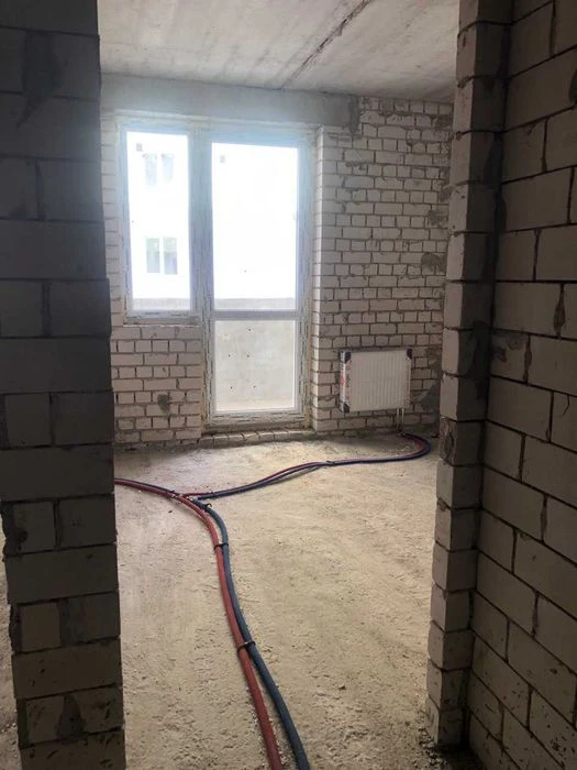 27000 LCD Mira 3 I will sell a 1-room apartment, which can be converted into 2