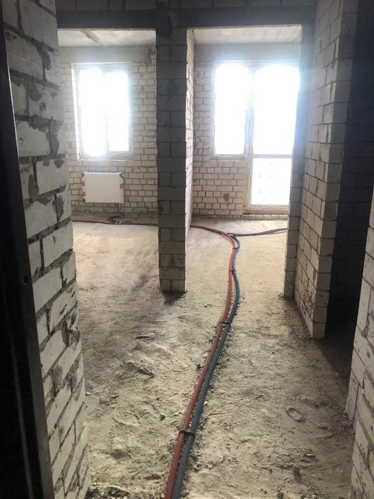 27000 LCD Mira 3 I will sell a 1-room apartment, which can be converted into 2