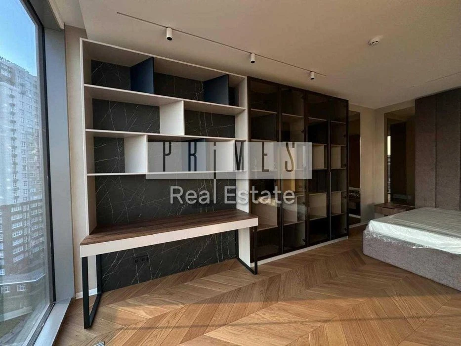 Designer 1-room apartment for sale, Taryan Towers residential complex, Patrisa