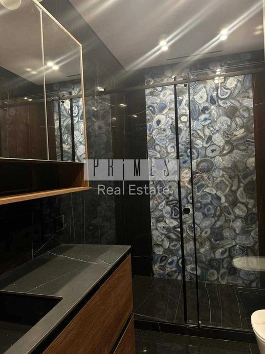 Designer 1-room apartment for sale, Taryan Towers residential complex, Patrisa