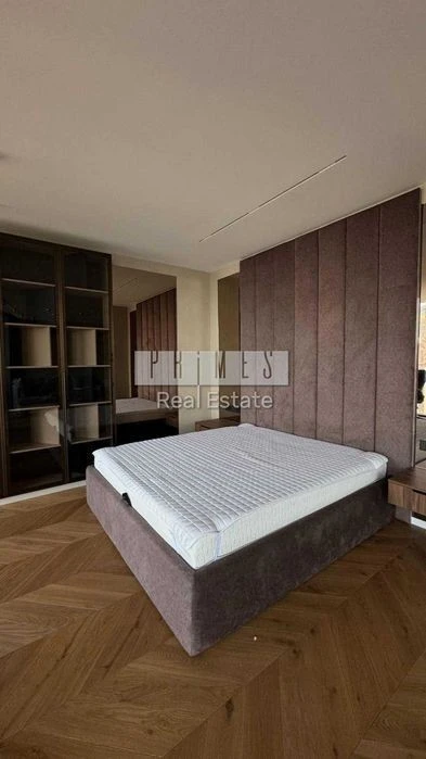 Designer 1-room apartment for sale, Taryan Towers residential complex, Patrisa