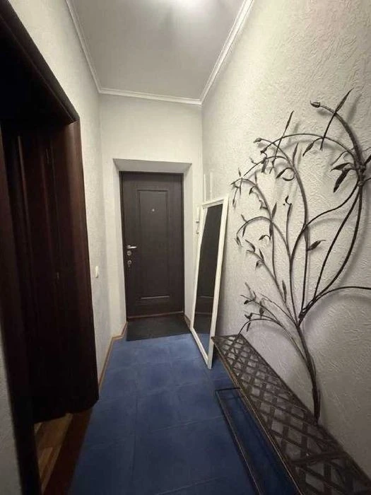 3-room apartment for sale 56m2 Pecherskyi Uzviz 15 / Center Pechersk