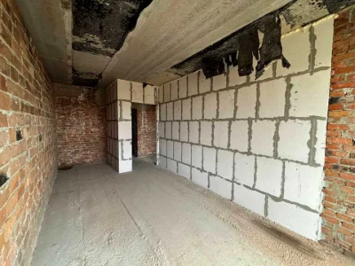 Apartment. Ivano-Frankivsk, Knyahynyn St., (Building 29)