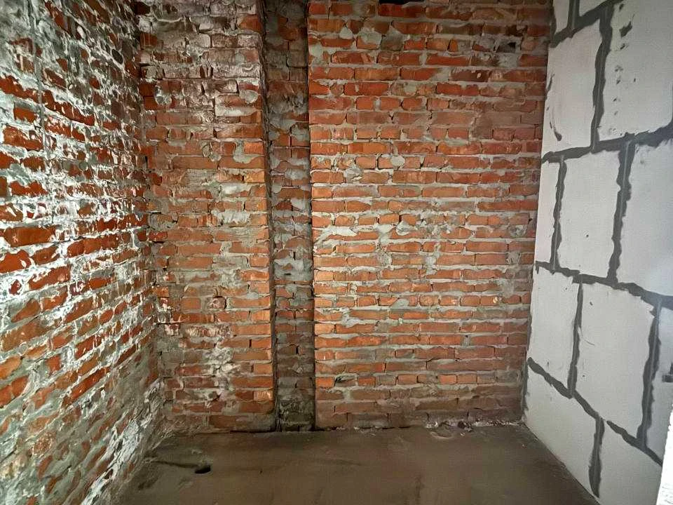 Apartment. Ivano-Frankivsk, Knyahynyn St., (Building 29)