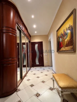 3-room apartment of 123 square meters in the center Autonomous heating