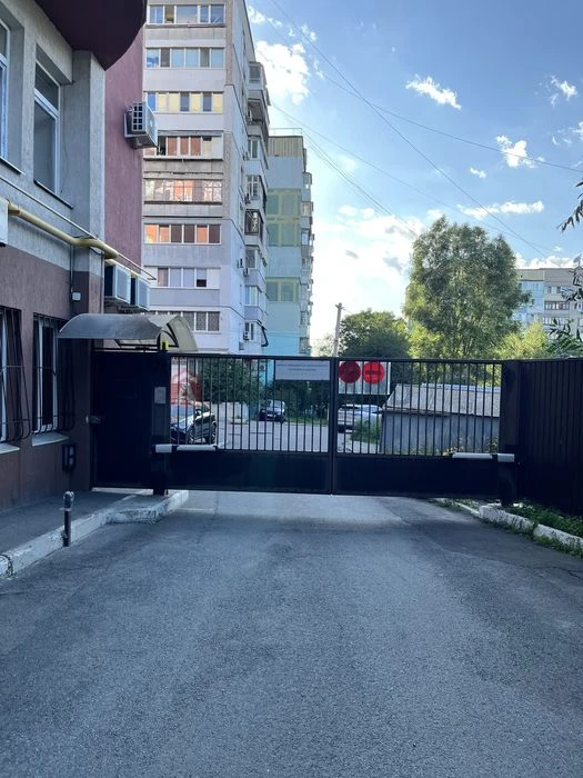 3-room apartment of 123 square meters in the center Autonomous heating