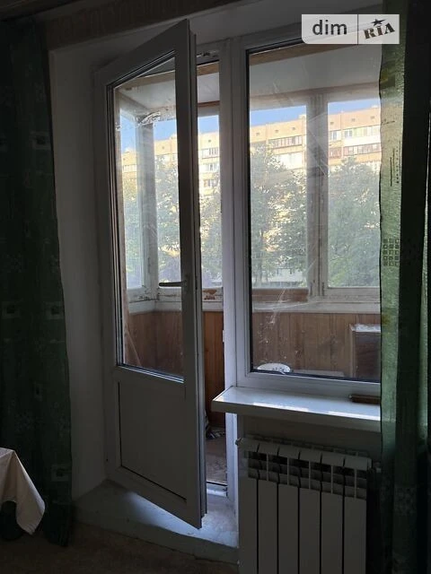Sale of 3-room apartment 68.6 sq. m. on Dmytra Pavlichka Avenue 6 •