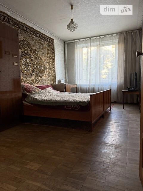 Sale of 3-room apartment 68.6 sq. m. on Dmytra Pavlichka Avenue 6 •