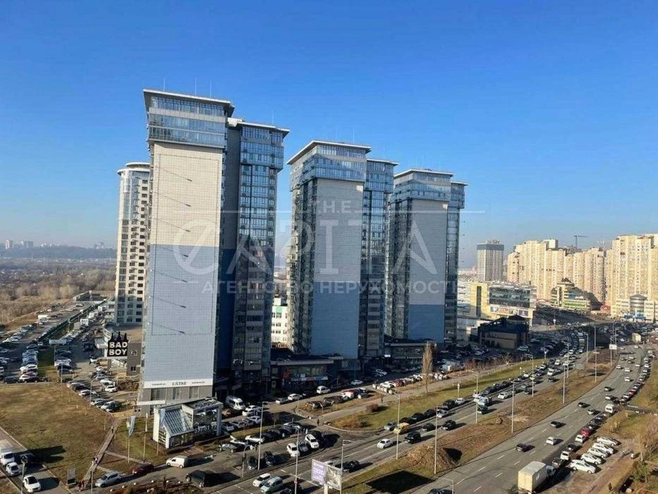 Apartment for sale in Korona residential complex, Knyazhiy Zaton, Darnytskyi district