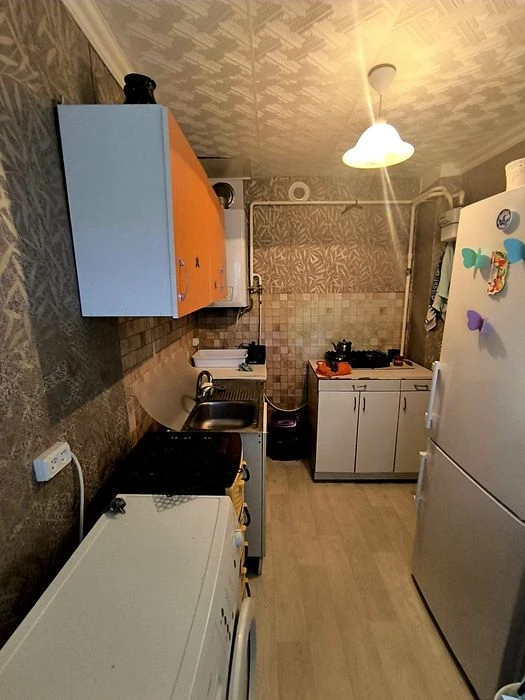 Продам 2-комнатную квартиру в Приморском районе.