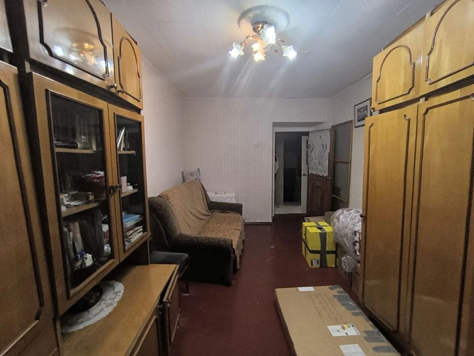 Продам 2-комнатную квартиру в Приморском районе.