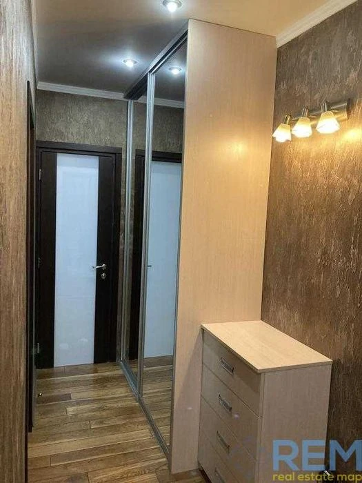 2-х комн. квартира с ремонтом на Черемушках. Можно по прогр