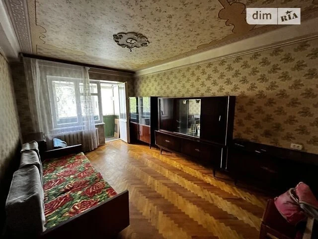 Sale of 2-room apartment 46 sq. m on Chornykh Zaporozhtsiv St. 16 • I