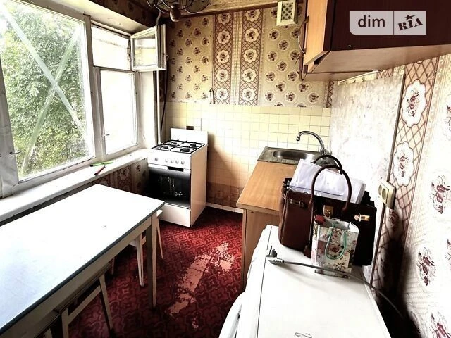 Sale of 2-room apartment 46 sq. m on Chornykh Zaporozhtsiv St. 16 • I