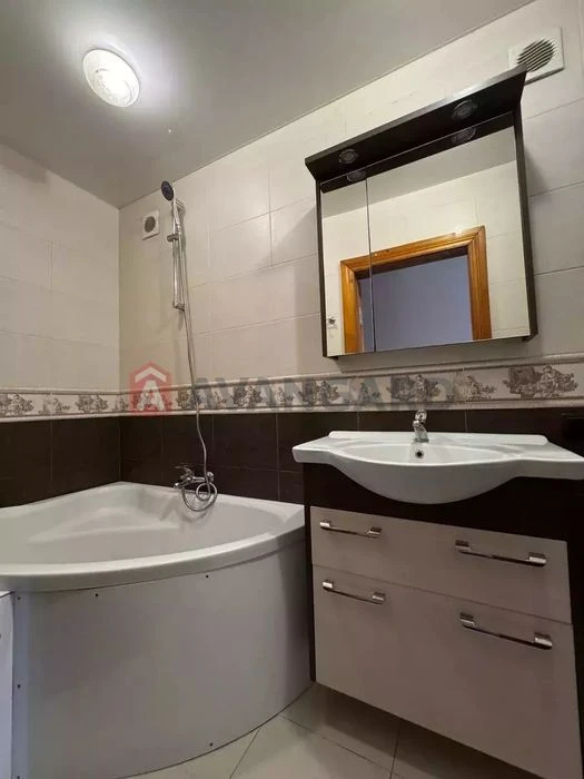 Продам 3-кімнатну квартиру