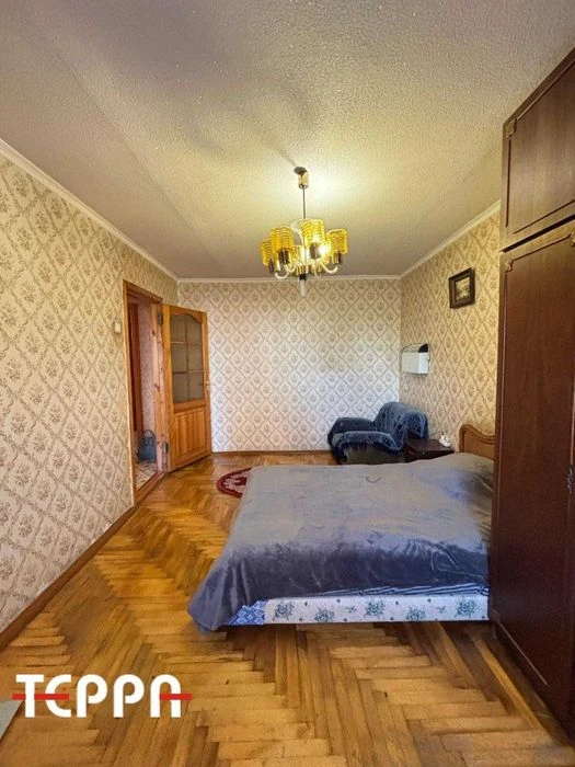 Продаж 3-кімнатної квартири в центрі