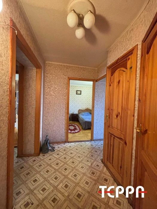Продаж 3-кімнатної квартири в центрі