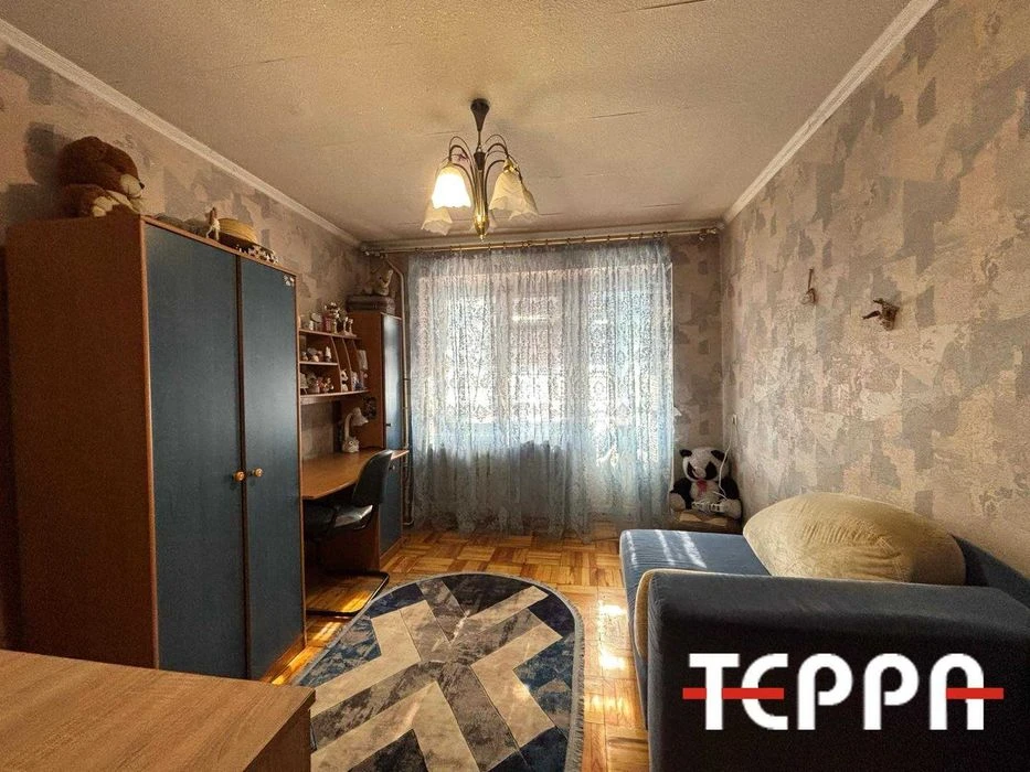 Продаж 3-кімнатної квартири в центрі