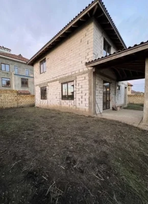 Sale of a house without repair with a total area of 240 m2. Kyiv region