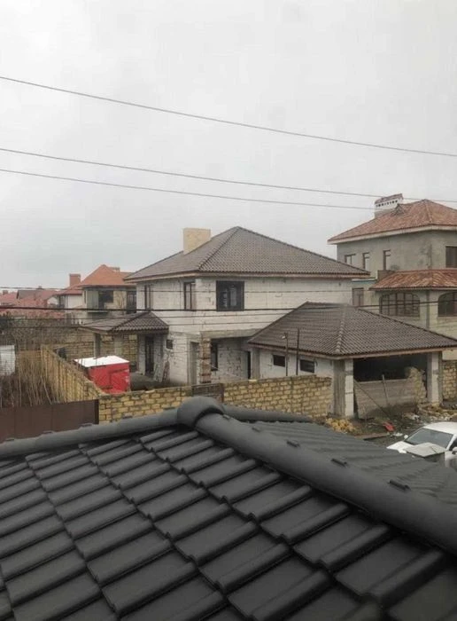 Sale of a house without repair with a total area of 240 m2. Kyiv region