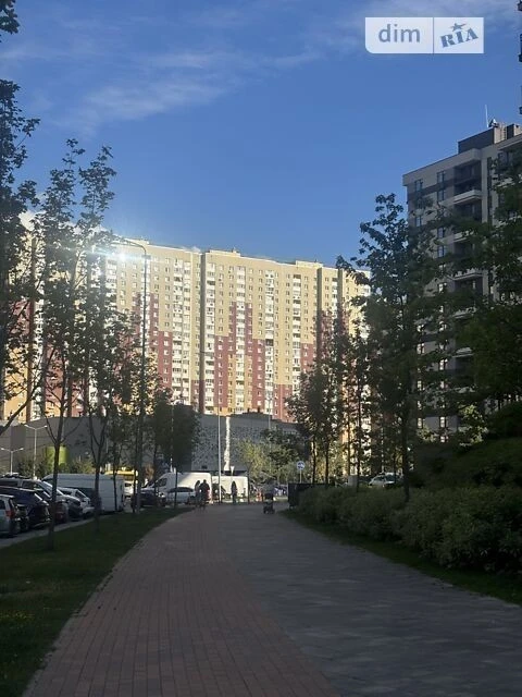 Продаж 1к квартири 43 кв. м на вул. Олександра Олеся 9А • ID