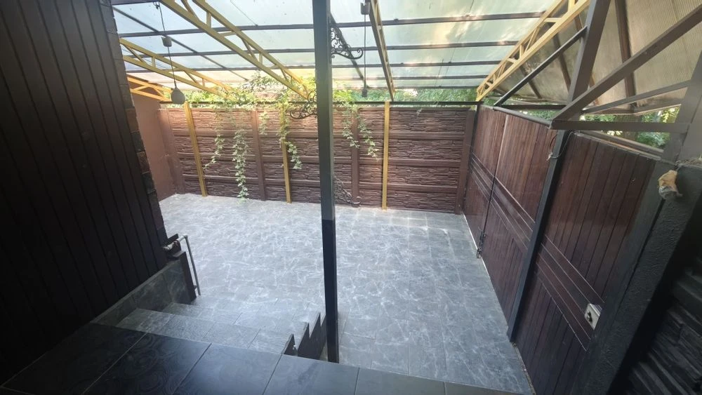 2-room turnkey apartment + GARAGE on Ivan Mazepa Ave